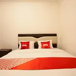 OYO 1084 Hotel Cirasa Syariah