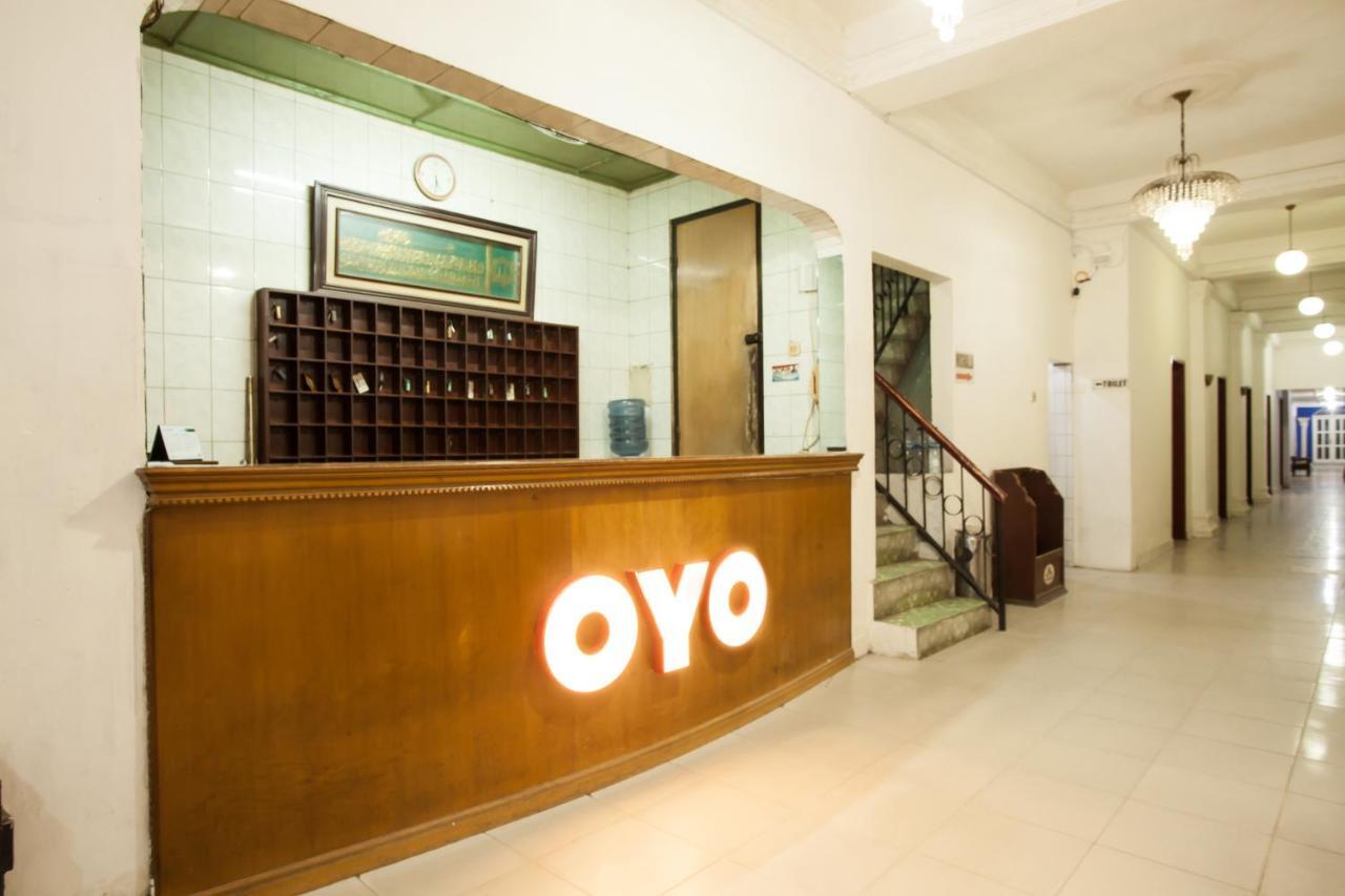 Oyo 1084 Cirasa Syariah